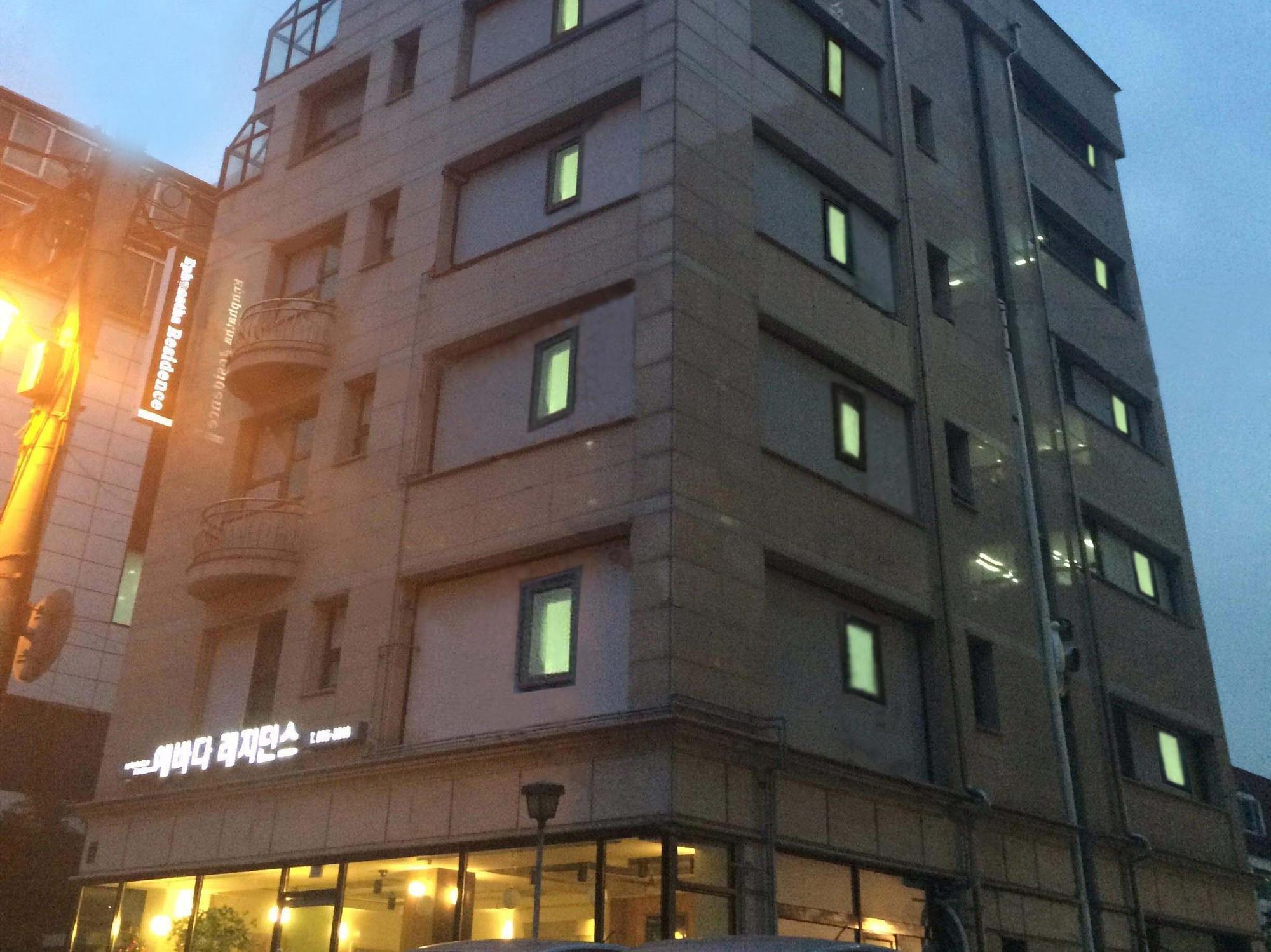 E Residence Seoul Exterior photo